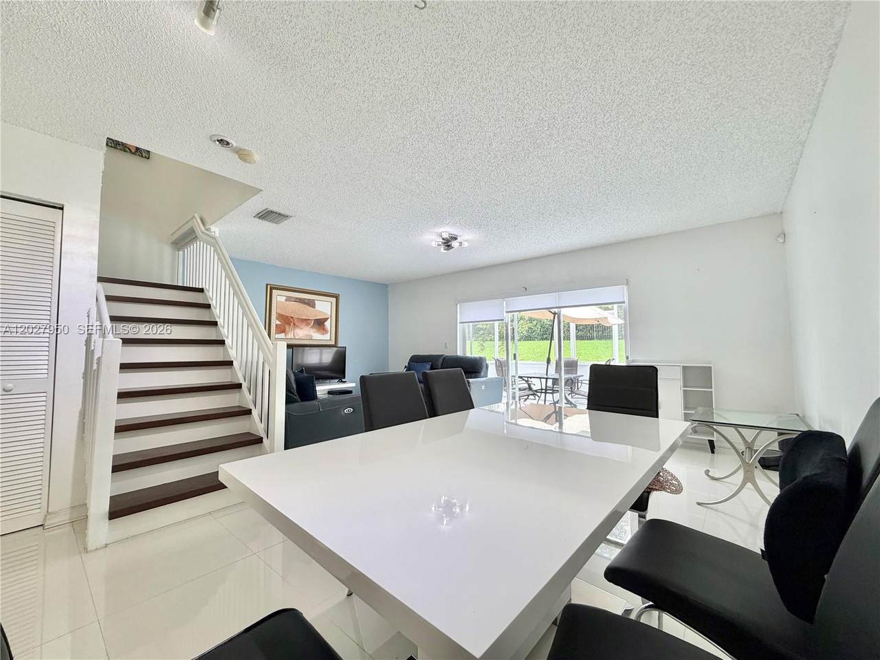 20807 1st St - Photo 1