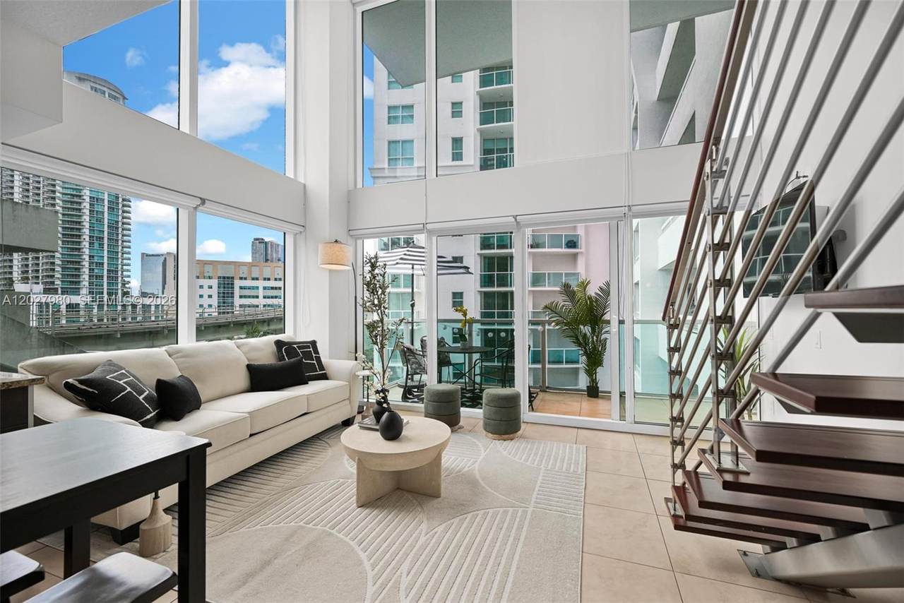 https://bt-photos.global.ssl.fastly.net/miami/1280_boomver_1_A12027980-2.jpg