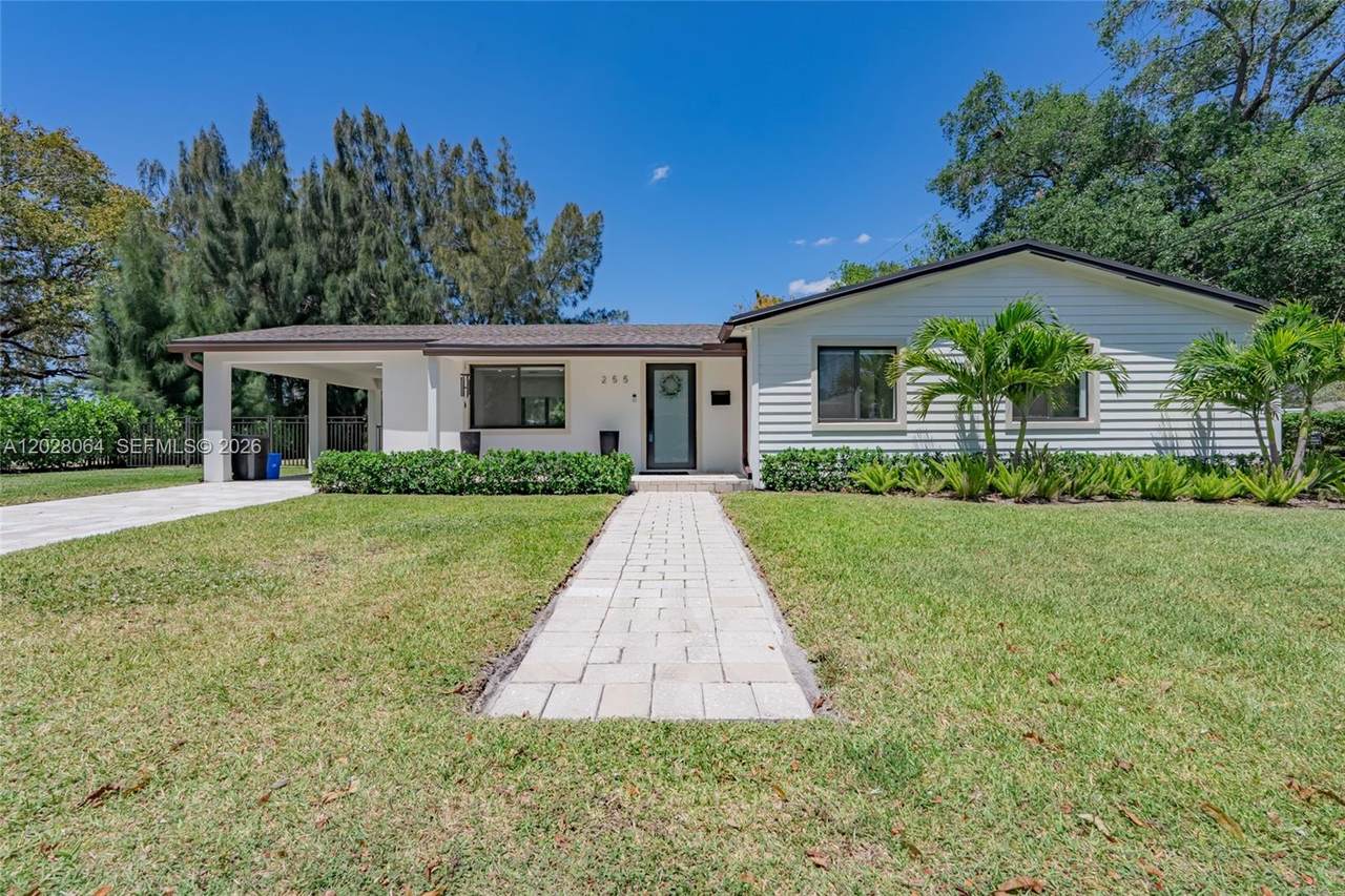 255 Grant Dr - Photo 1