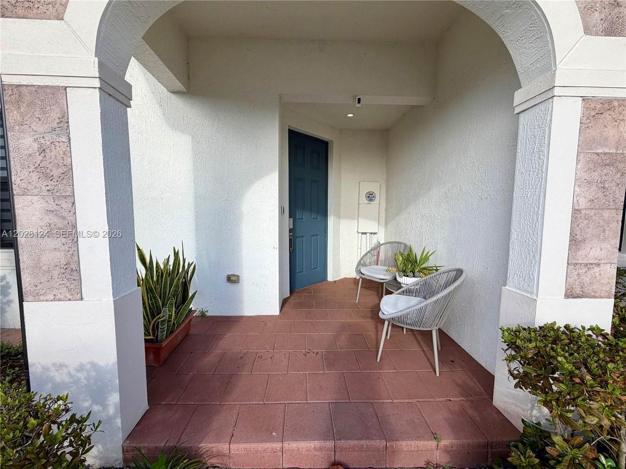 https://bt-photos.global.ssl.fastly.net/miami/1280_boomver_1_A12028124-2.jpg