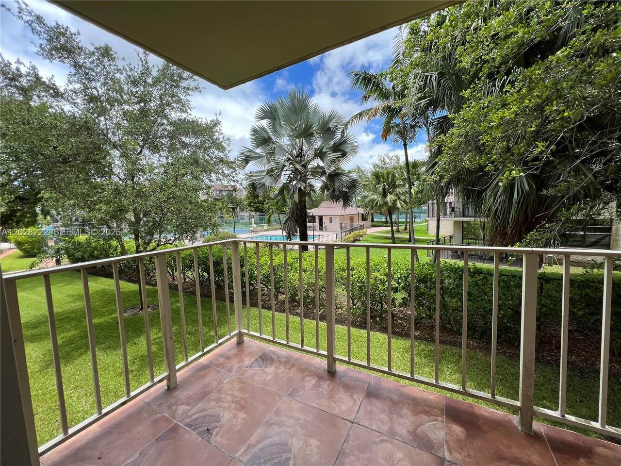 https://bt-photos.global.ssl.fastly.net/miami/1280_boomver_1_A12028222-2.jpg