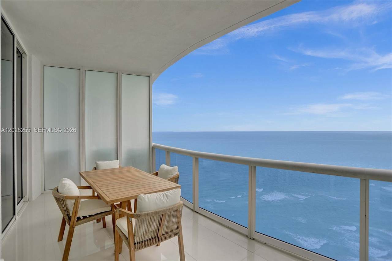 15901 Collins Ave - Photo 1