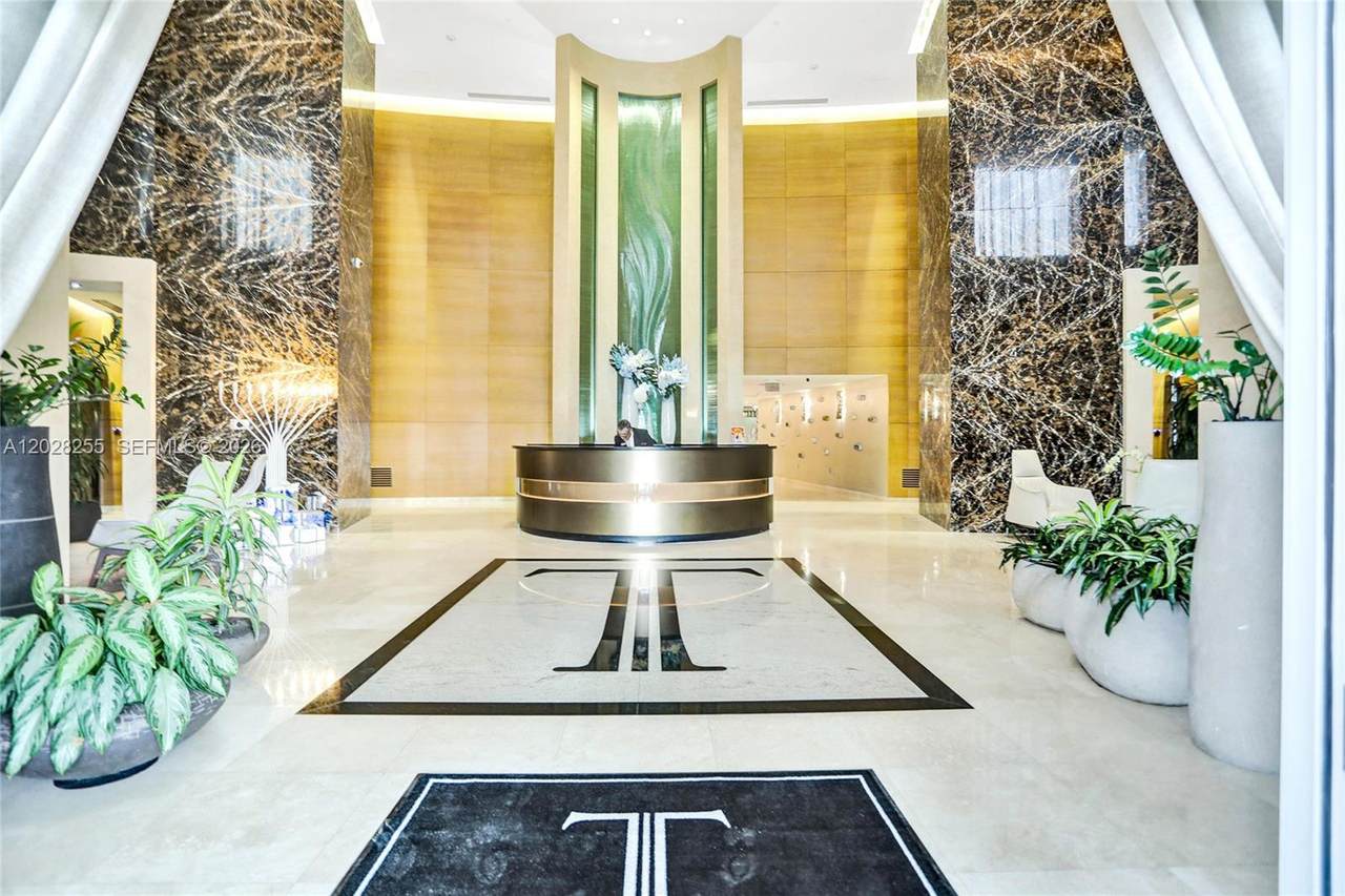 https://bt-photos.global.ssl.fastly.net/miami/1280_boomver_1_A12028255-2.jpg