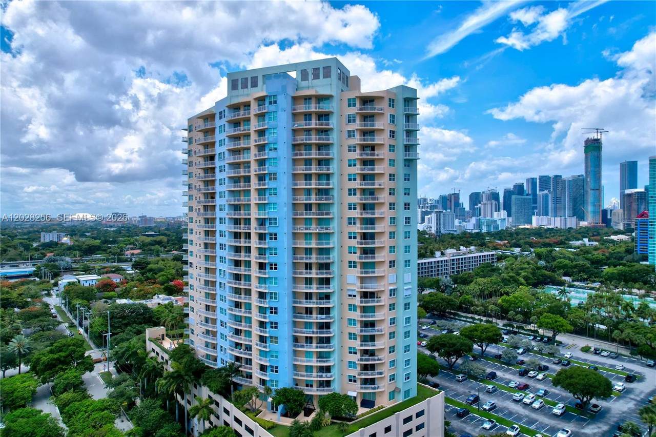2475 Brickell Ave - Photo 1