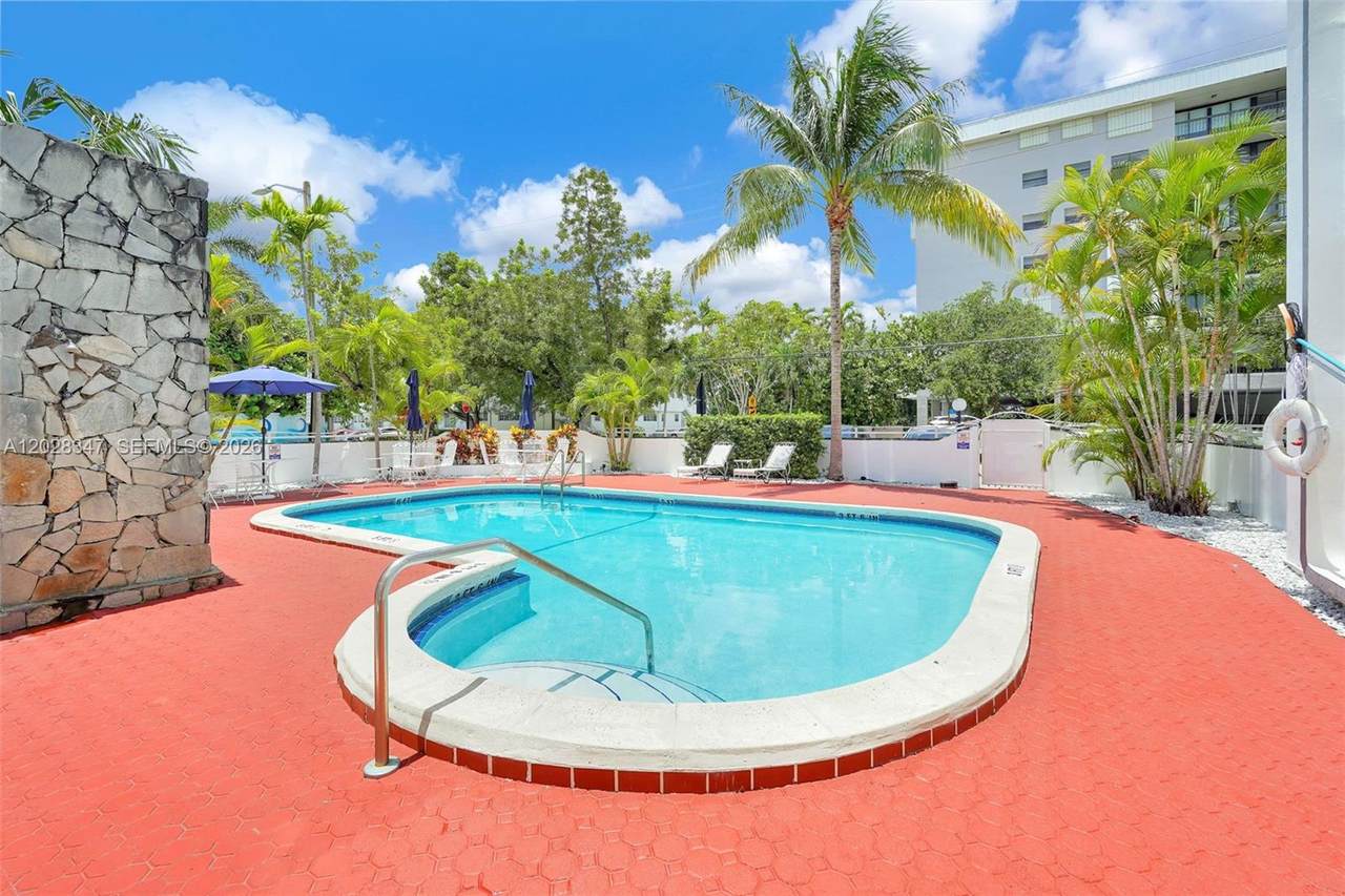 https://bt-photos.global.ssl.fastly.net/miami/1280_boomver_1_A12028347-2.jpg