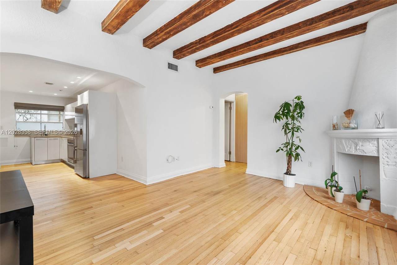 1605 Euclid Ave - Photo 1