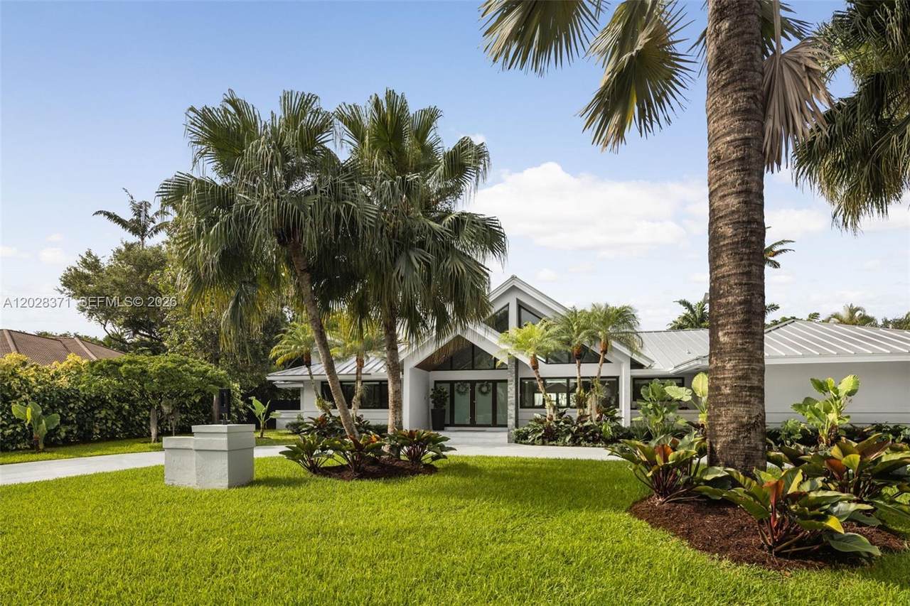 https://bt-photos.global.ssl.fastly.net/miami/1280_boomver_1_A12028371-2.jpg