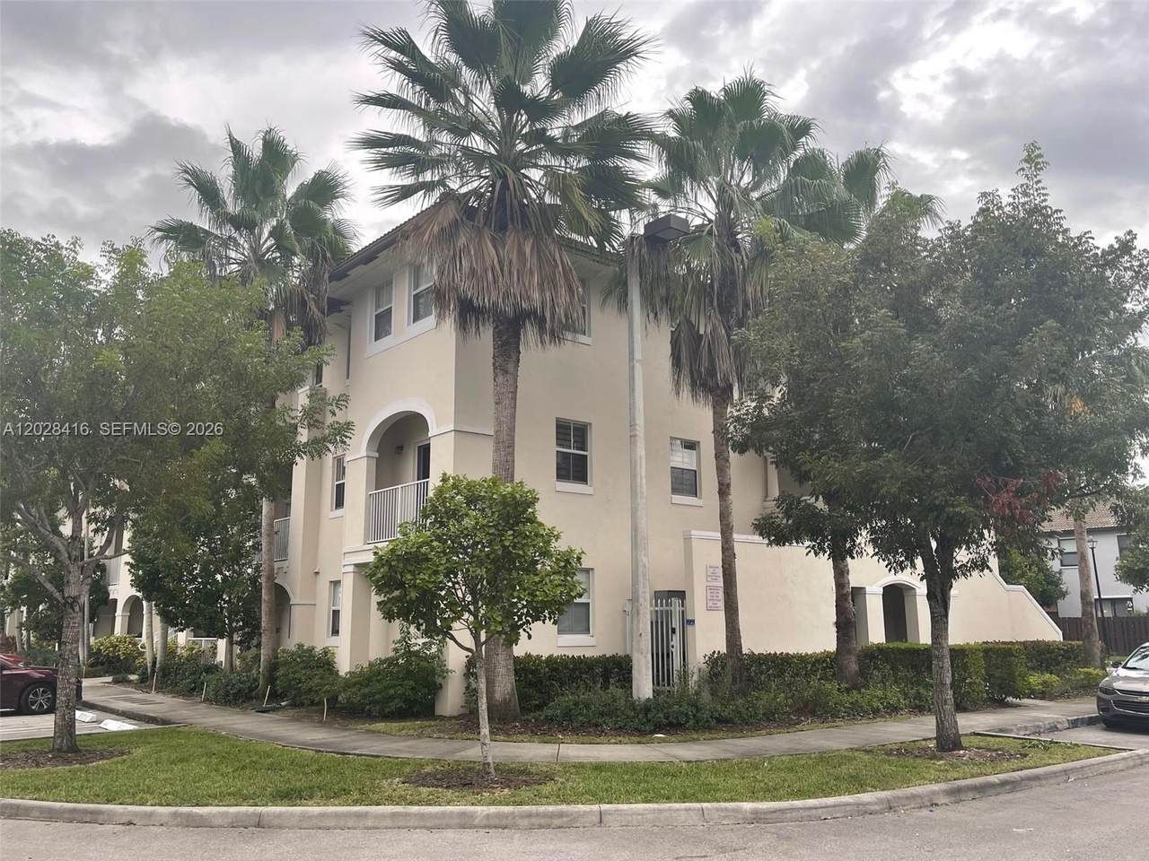 https://bt-photos.global.ssl.fastly.net/miami/1280_boomver_1_A12028416-2.jpg