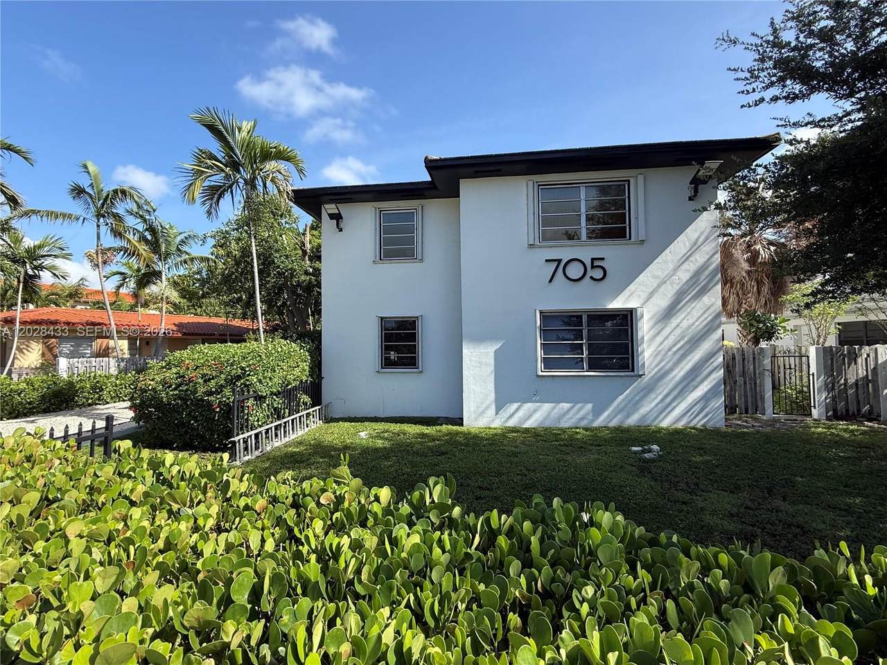 https://bt-photos.global.ssl.fastly.net/miami/1280_boomver_1_A12028433-2.jpg