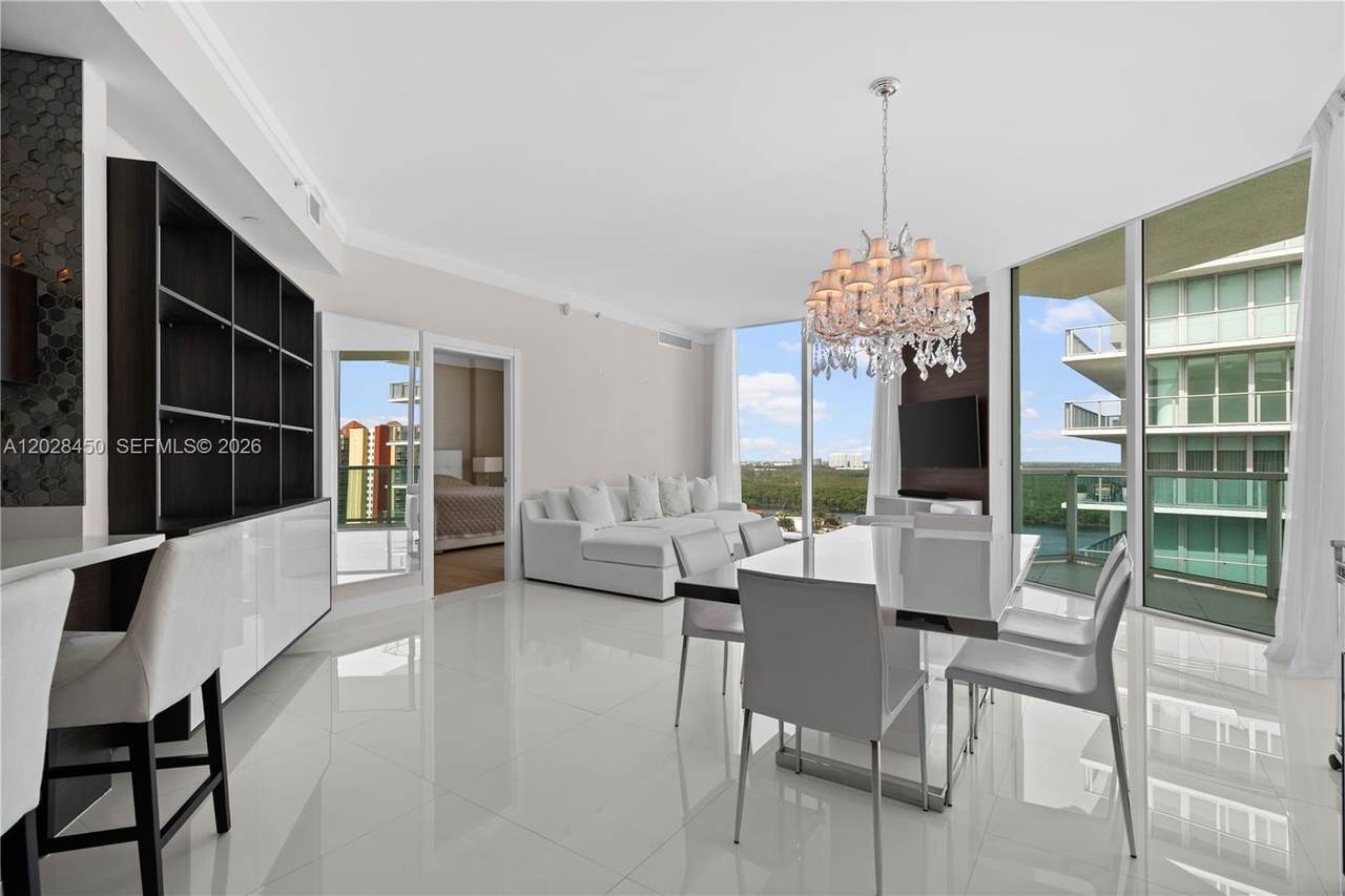 https://bt-photos.global.ssl.fastly.net/miami/1280_boomver_1_A12028450-2.jpg