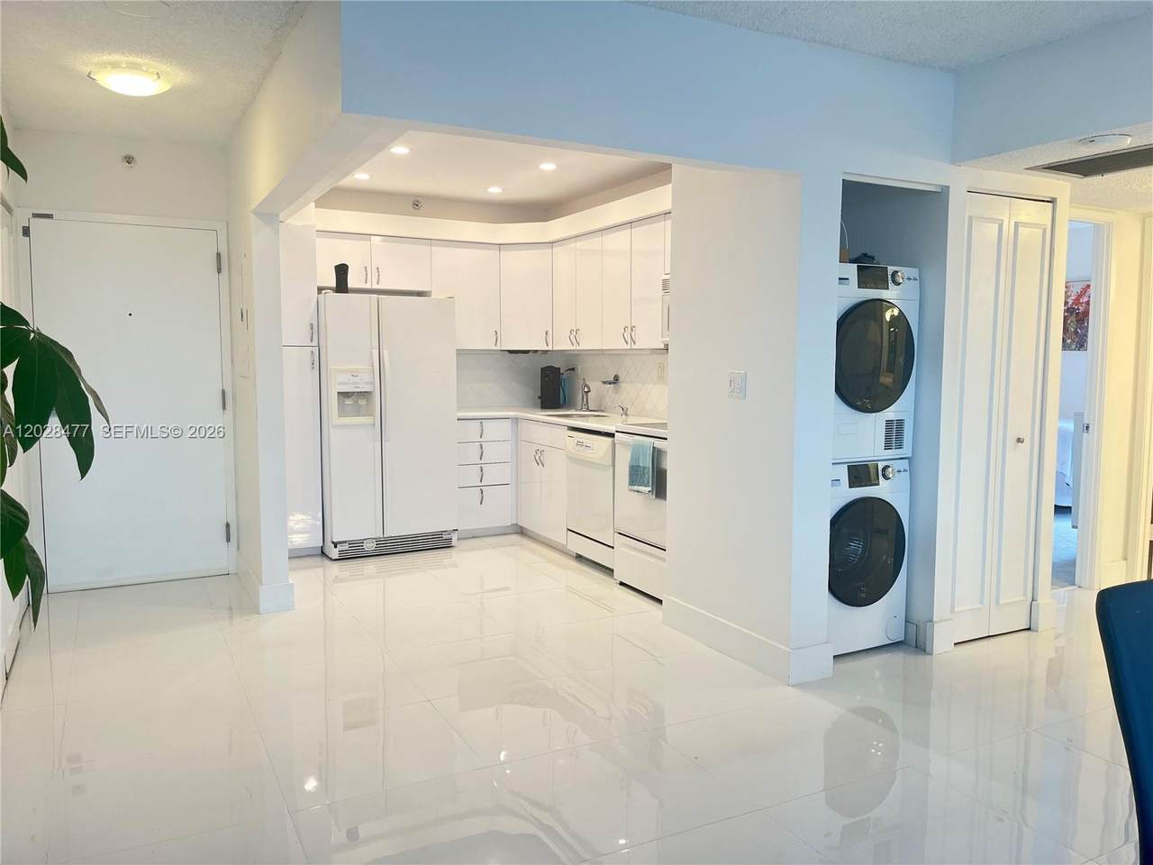 https://bt-photos.global.ssl.fastly.net/miami/1280_boomver_1_A12028477-2.jpg