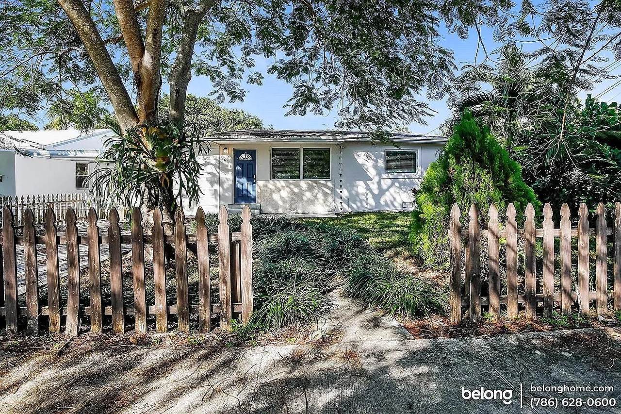 5631 Polk St - Photo 1