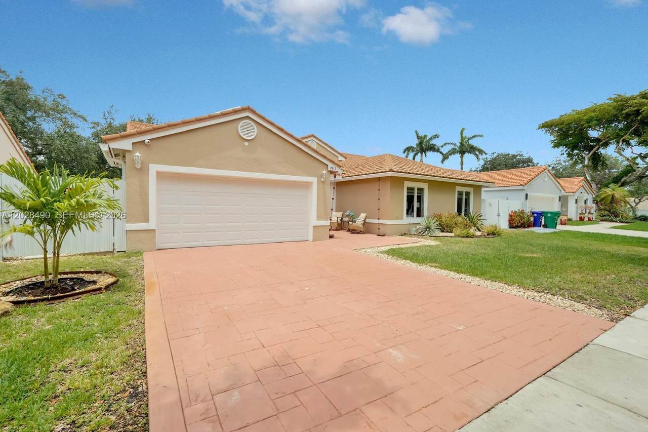 https://bt-photos.global.ssl.fastly.net/miami/1280_boomver_1_A12028490-2.jpg