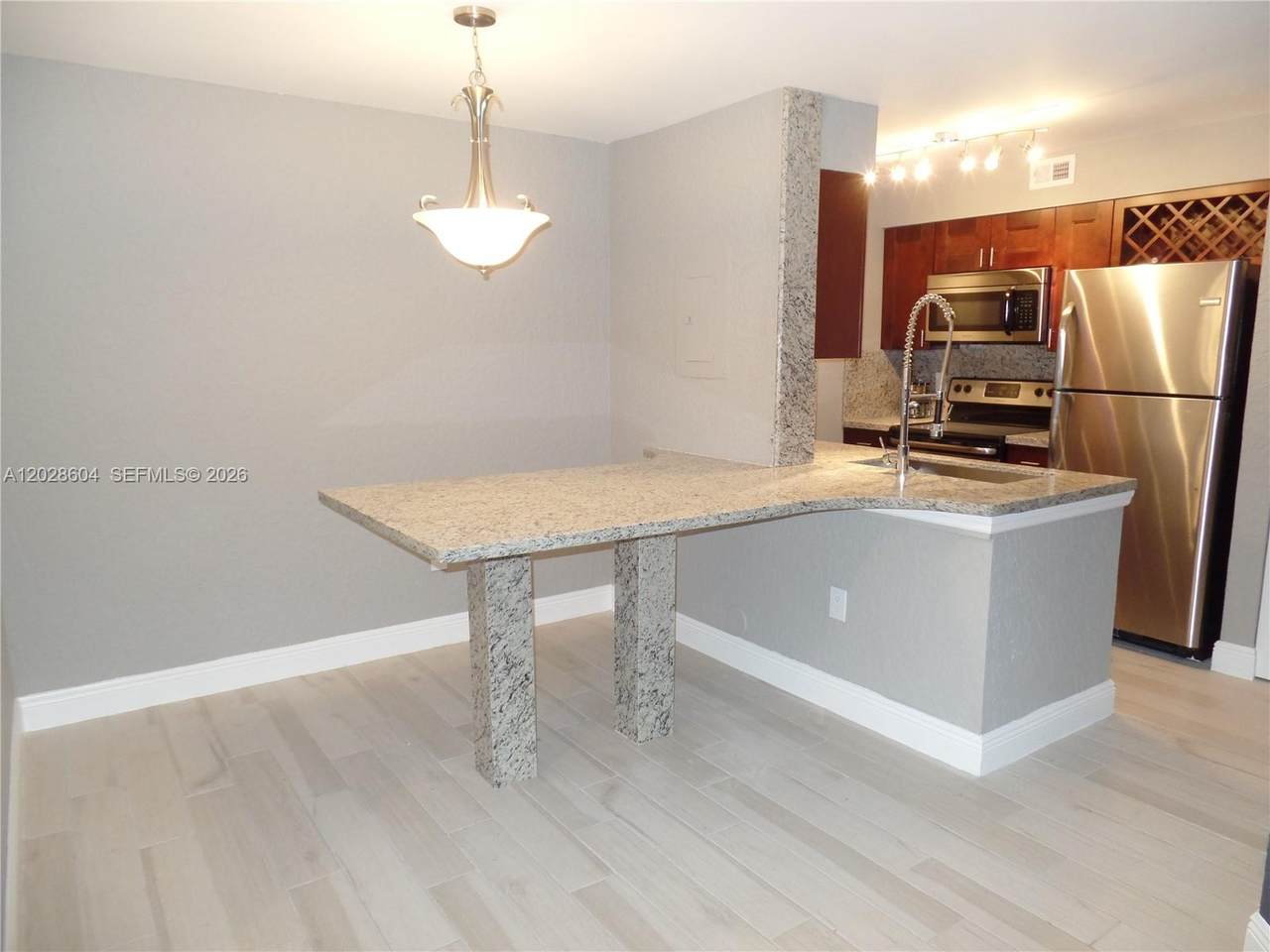 2851 Oakland Forest Dr - Photo 1
