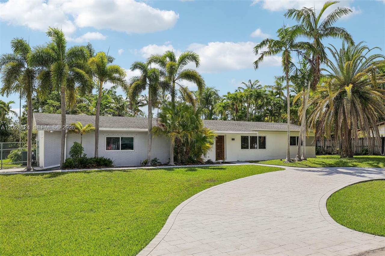 https://bt-photos.global.ssl.fastly.net/miami/1280_boomver_1_A12028624-2.jpg