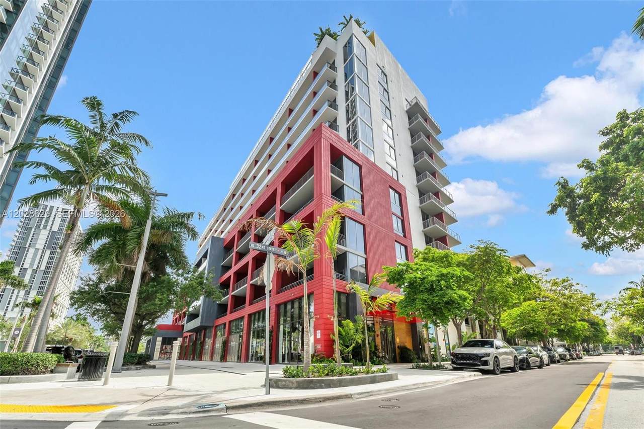 https://bt-photos.global.ssl.fastly.net/miami/1280_boomver_1_A12028629-2.jpg