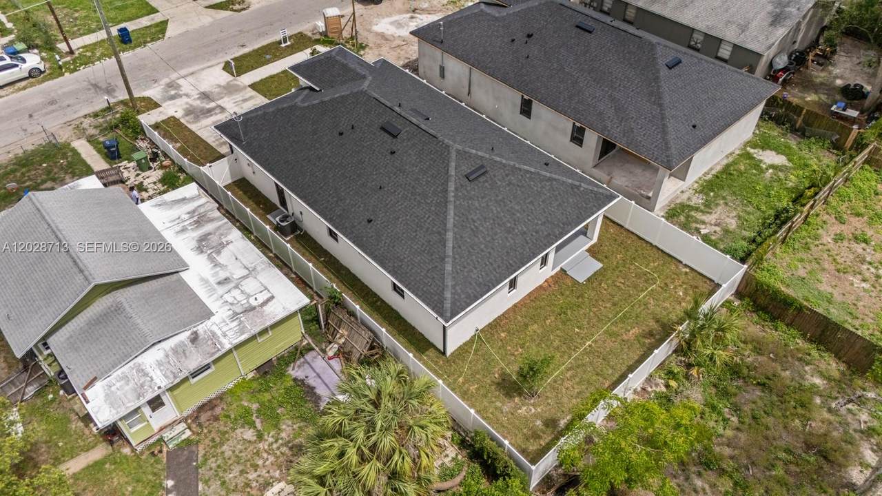 https://bt-photos.global.ssl.fastly.net/miami/1280_boomver_1_A12028713-2.jpg