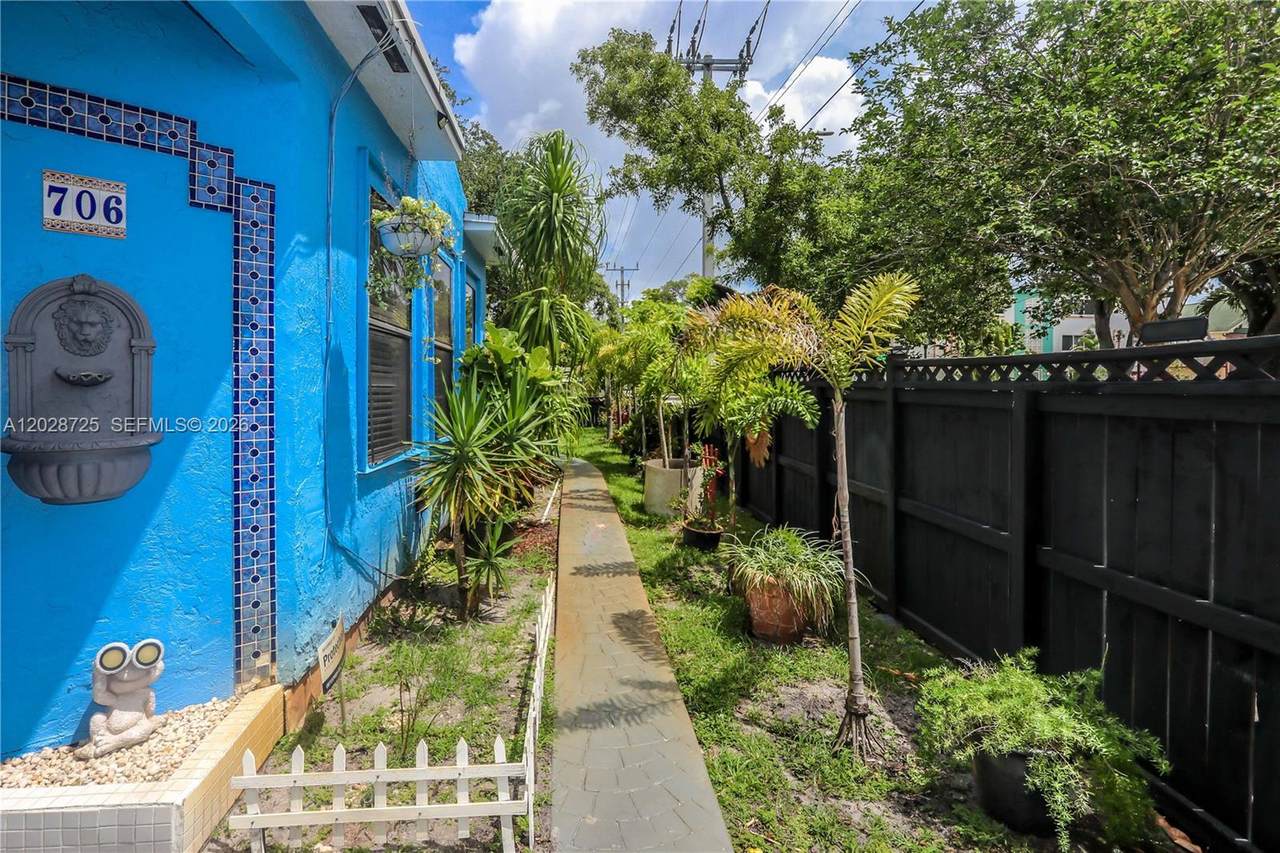 https://bt-photos.global.ssl.fastly.net/miami/1280_boomver_1_A12028725-2.jpg