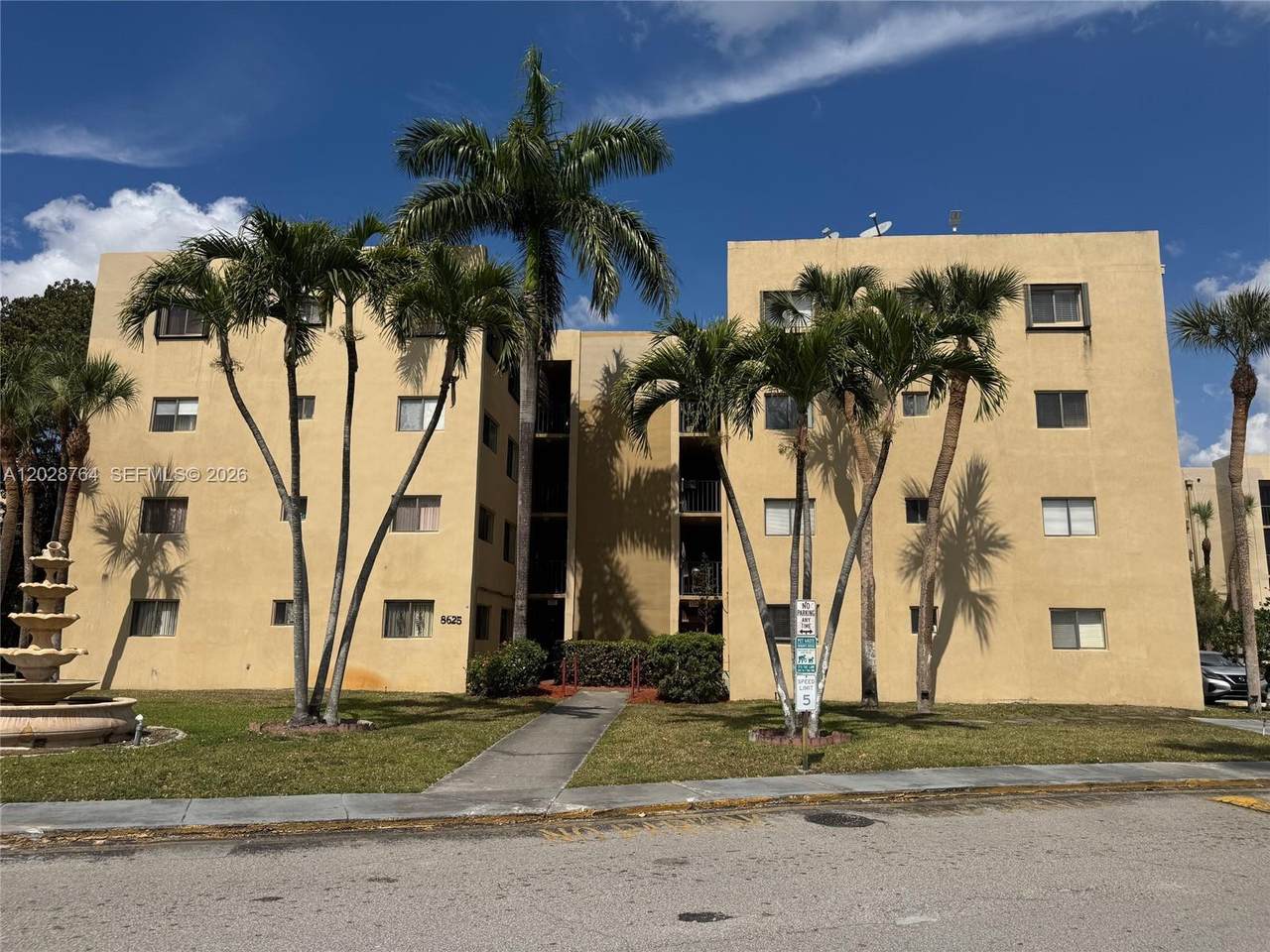 https://bt-photos.global.ssl.fastly.net/miami/1280_boomver_1_A12028764-2.jpg
