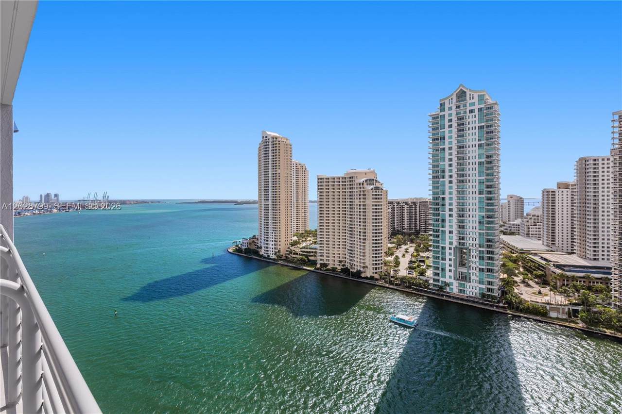 325 Biscayne Blvd - Photo 1