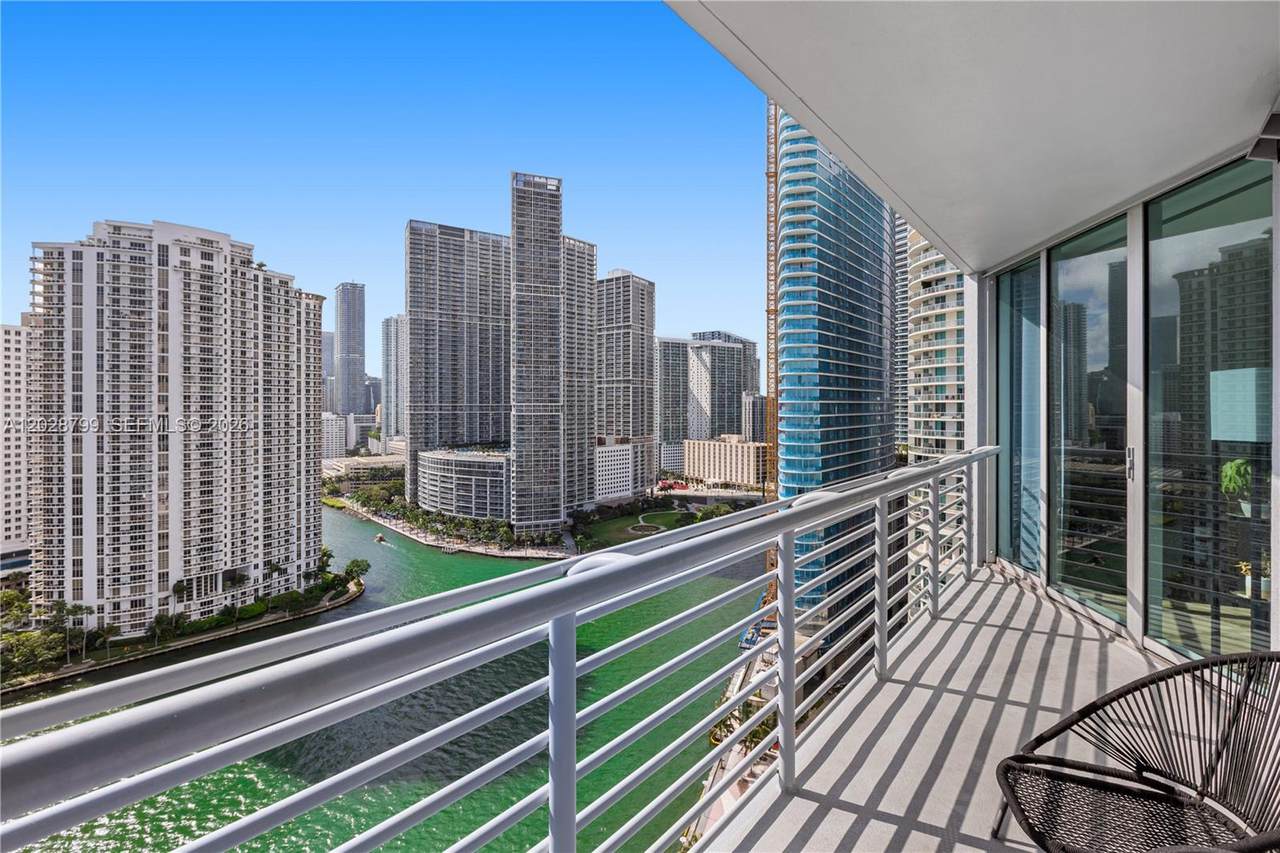 https://bt-photos.global.ssl.fastly.net/miami/1280_boomver_1_A12028799-2.jpg