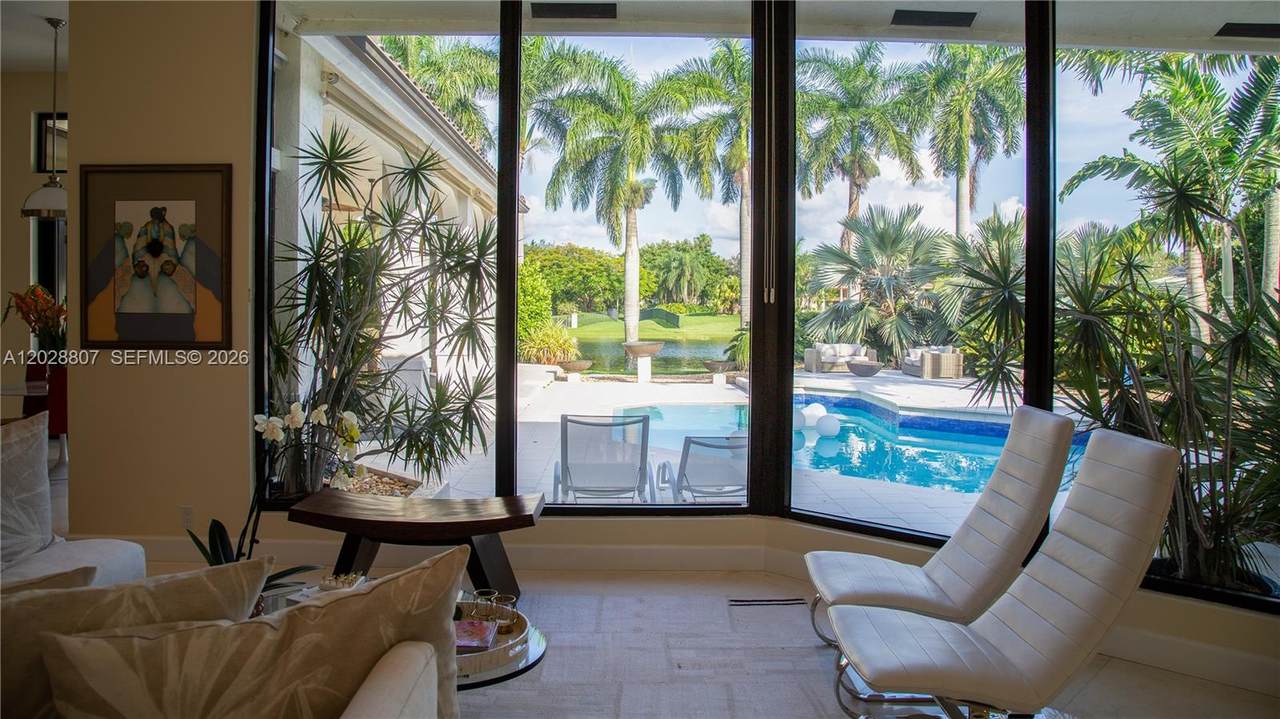 https://bt-photos.global.ssl.fastly.net/miami/1280_boomver_1_A12028807-2.jpg