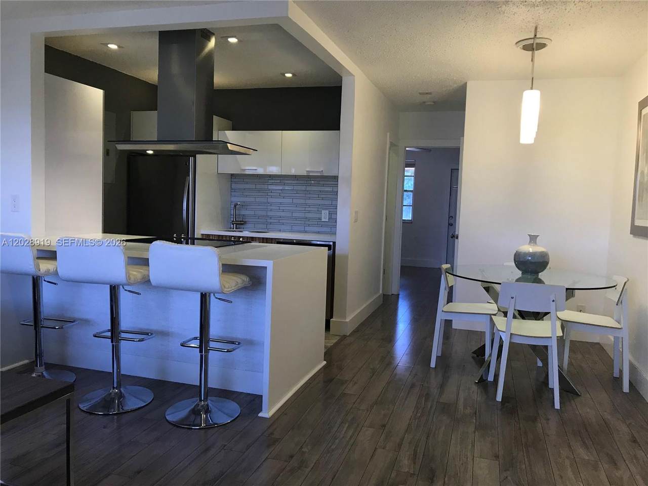 2915 Plunkett St - Photo 1