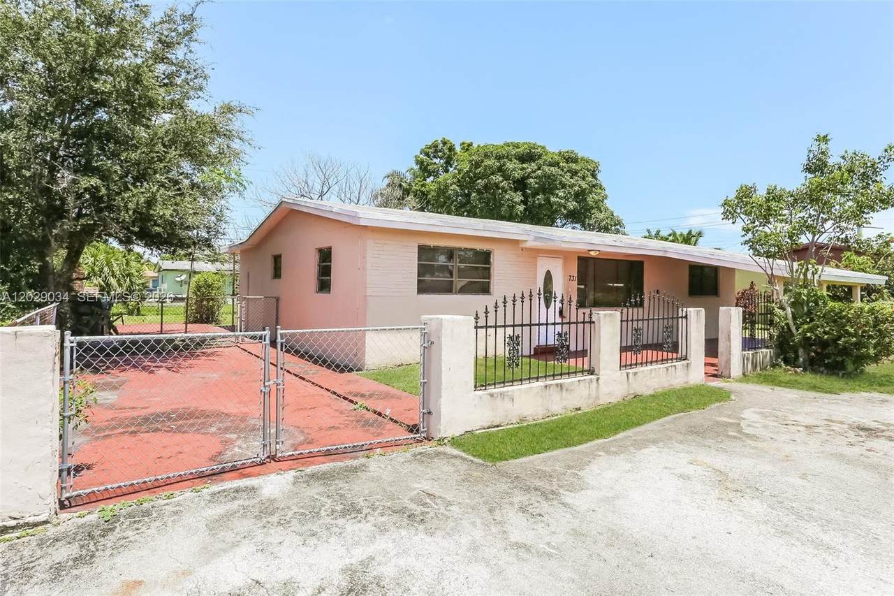 731 175th Dr - Photo 1