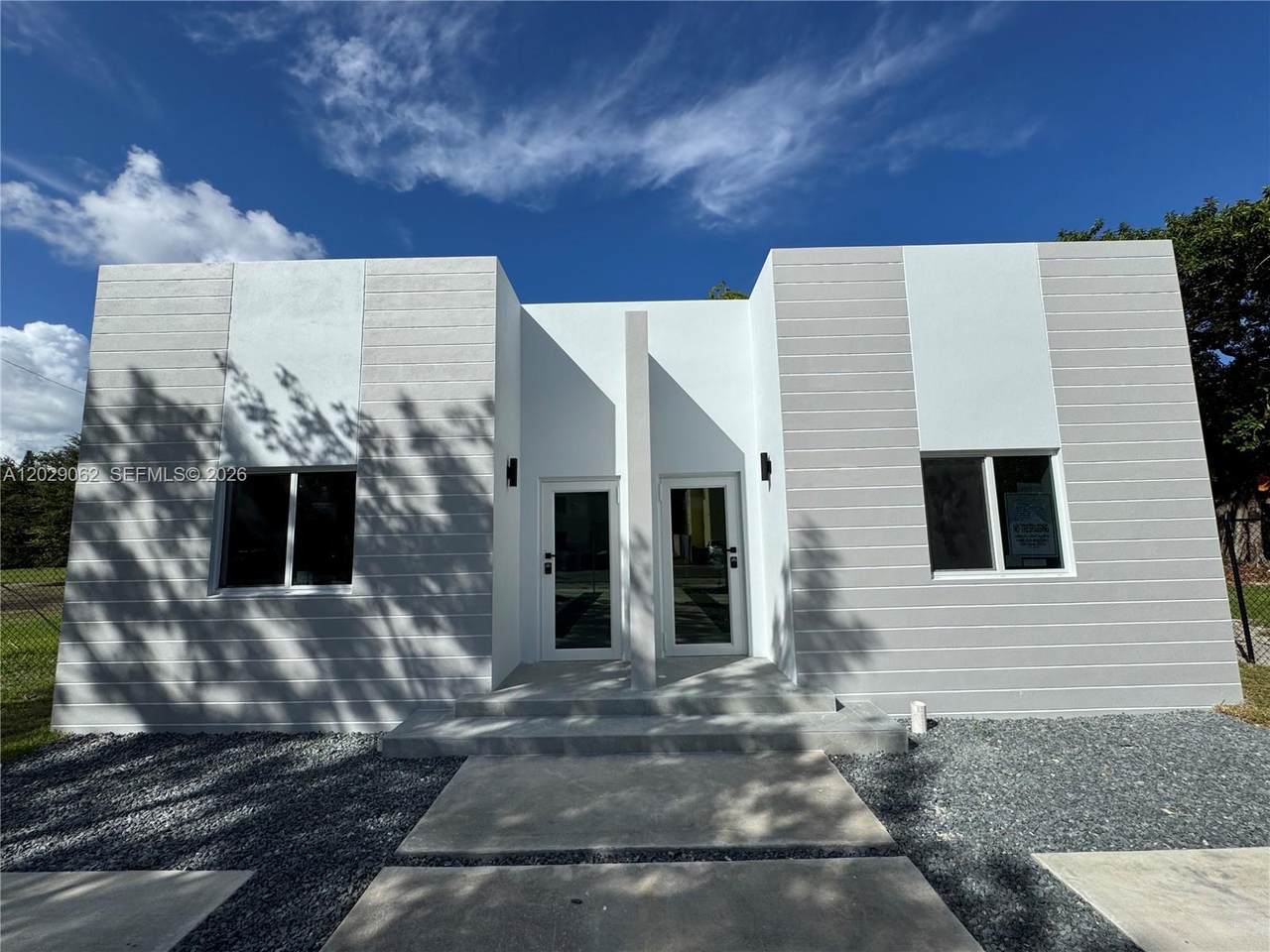 https://bt-photos.global.ssl.fastly.net/miami/1280_boomver_1_A12029062-2.jpg