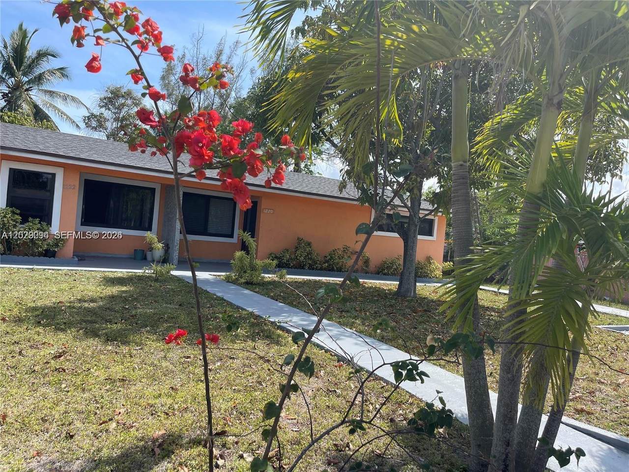 https://bt-photos.global.ssl.fastly.net/miami/1280_boomver_1_A12029094-2.jpg