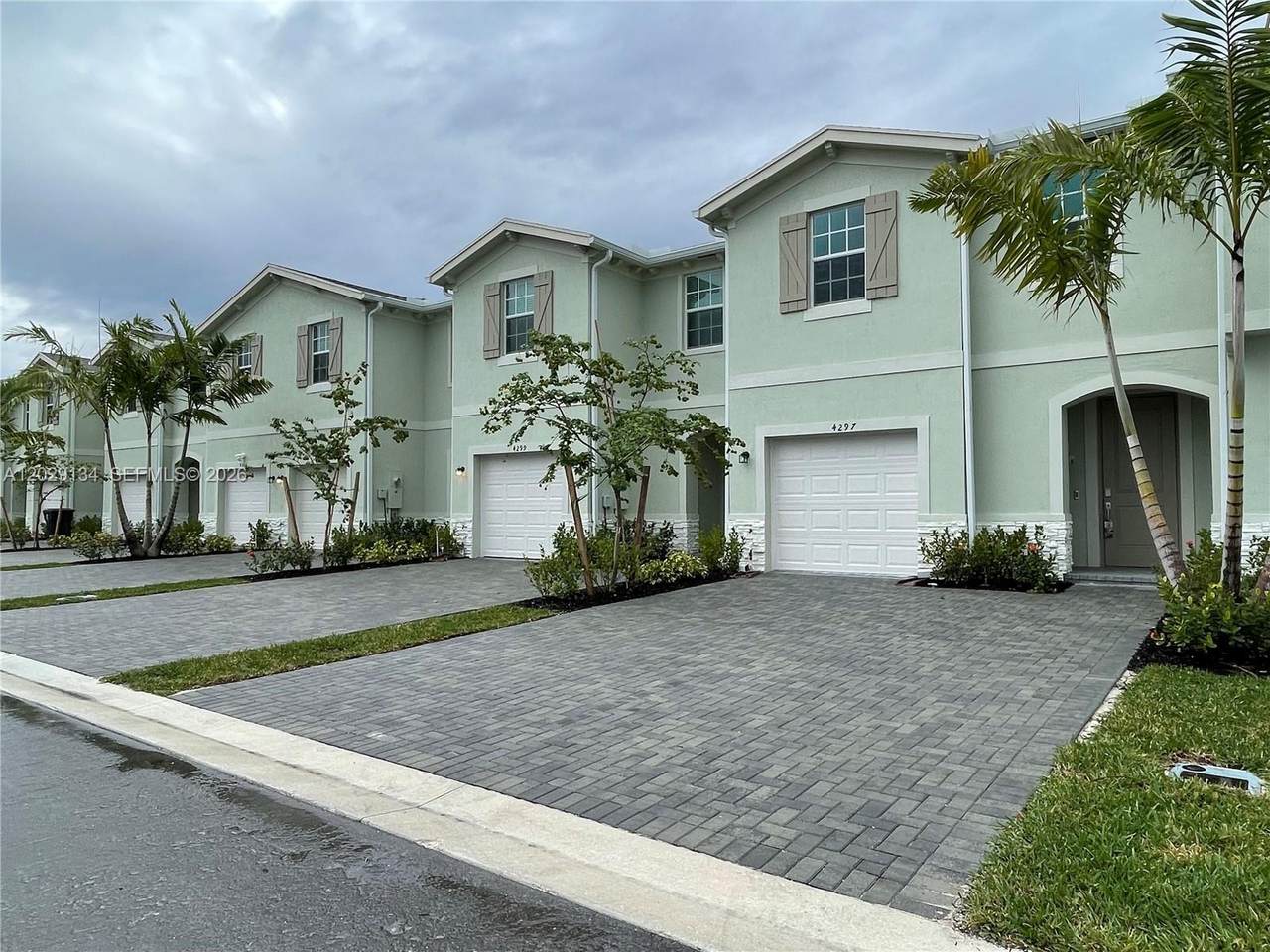 https://bt-photos.global.ssl.fastly.net/miami/1280_boomver_1_A12029134-2.jpg