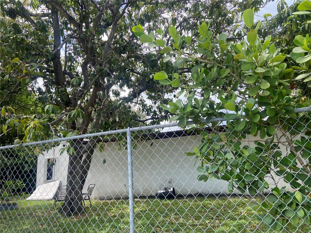 https://bt-photos.global.ssl.fastly.net/miami/1280_boomver_1_A12029152-2.jpg
