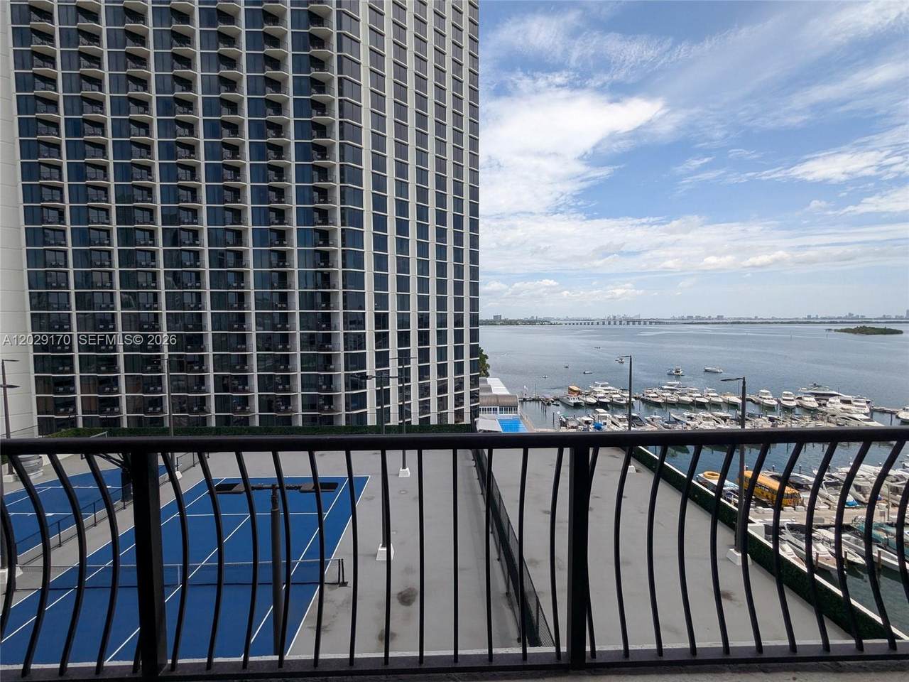 https://bt-photos.global.ssl.fastly.net/miami/1280_boomver_1_A12029170-2.jpg