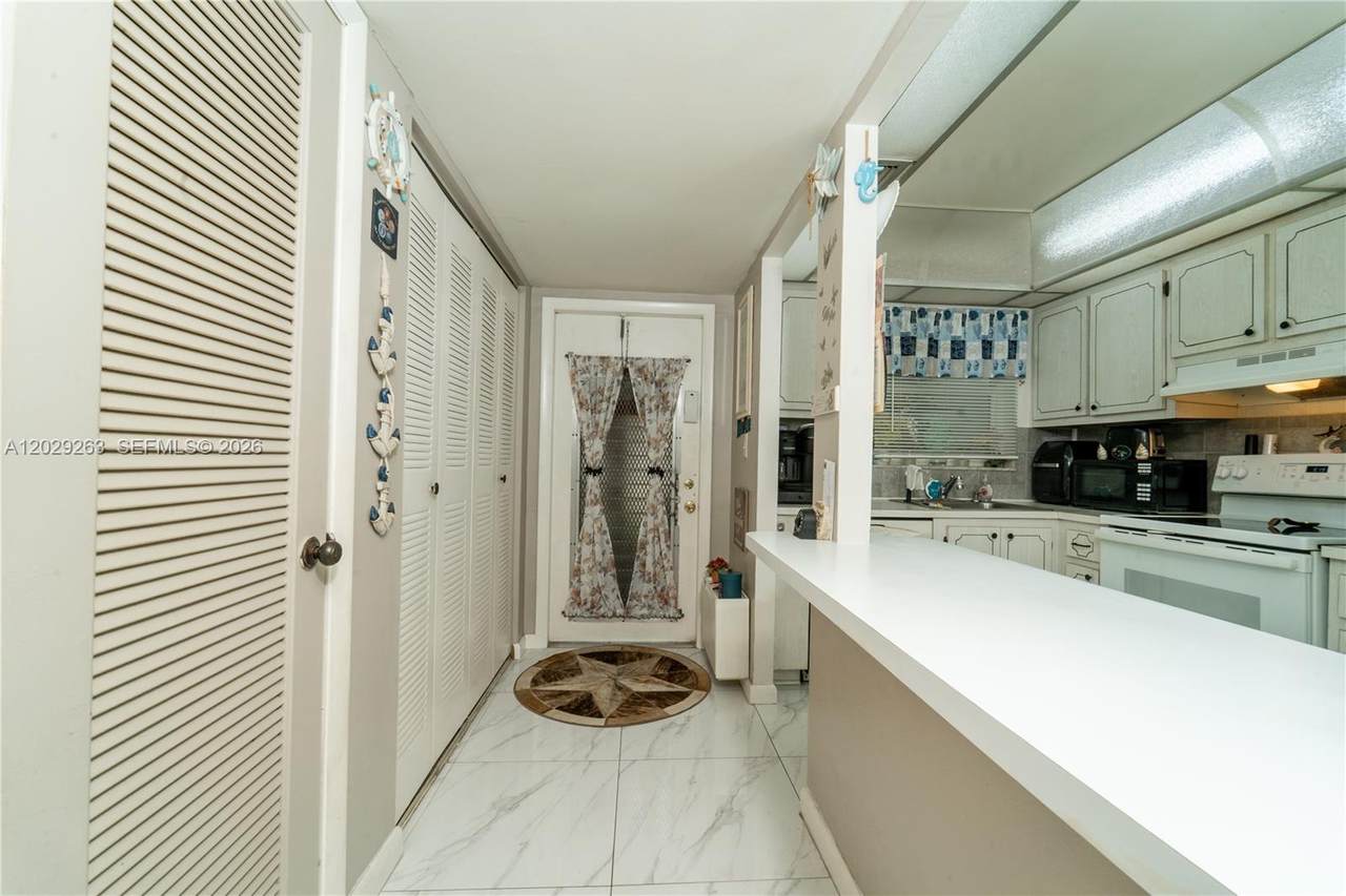 https://bt-photos.global.ssl.fastly.net/miami/1280_boomver_1_A12029263-2.jpg