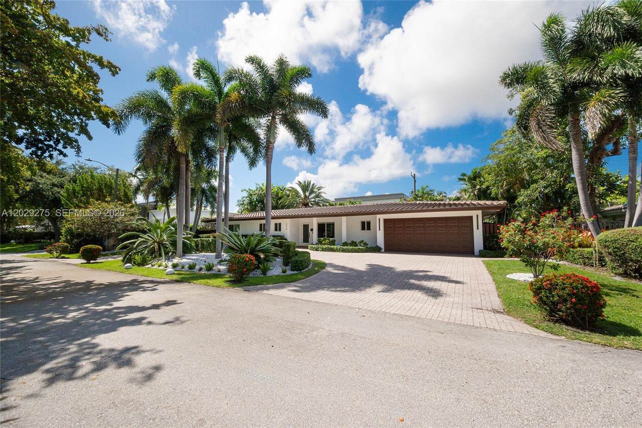 https://bt-photos.global.ssl.fastly.net/miami/1280_boomver_1_A12029275-2.jpg