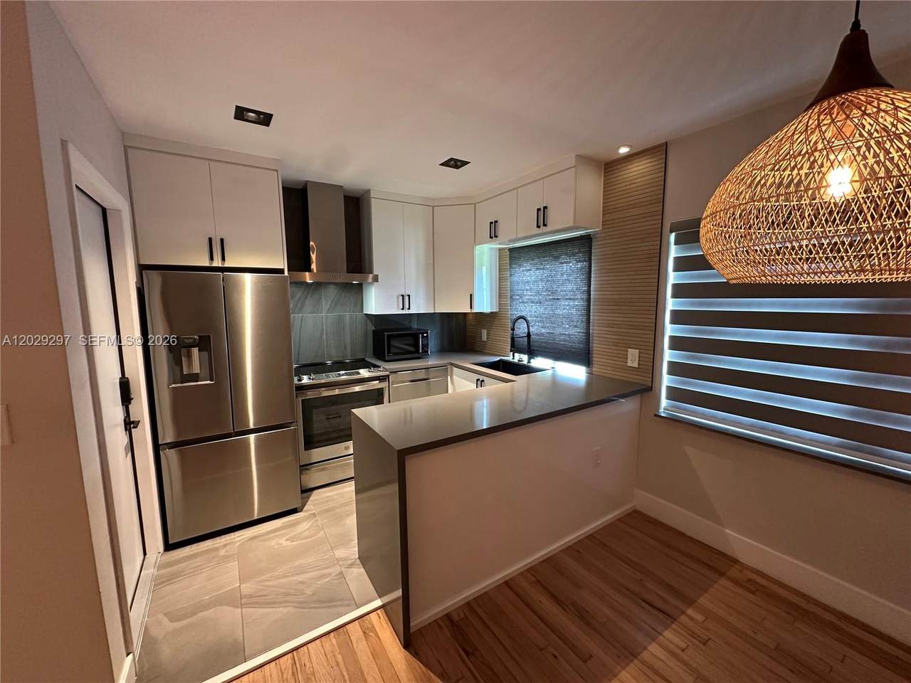 657 92nd St - Photo 1