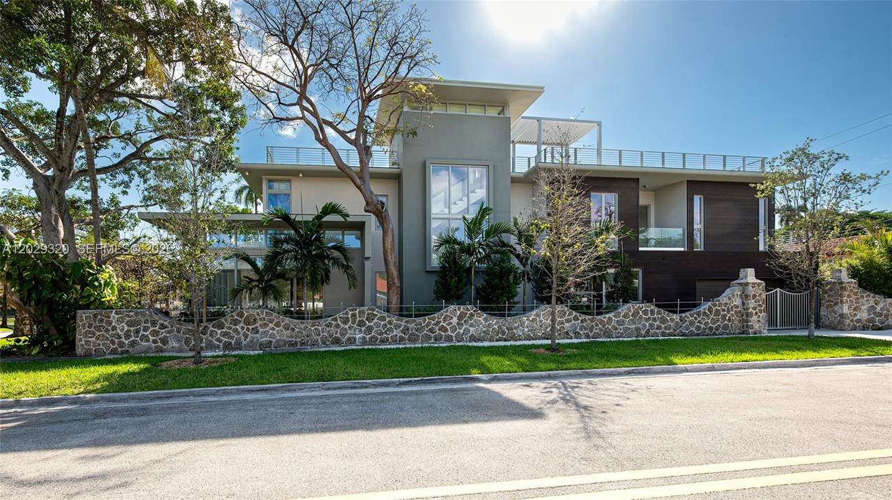 https://bt-photos.global.ssl.fastly.net/miami/1280_boomver_1_A12029320-2.jpg