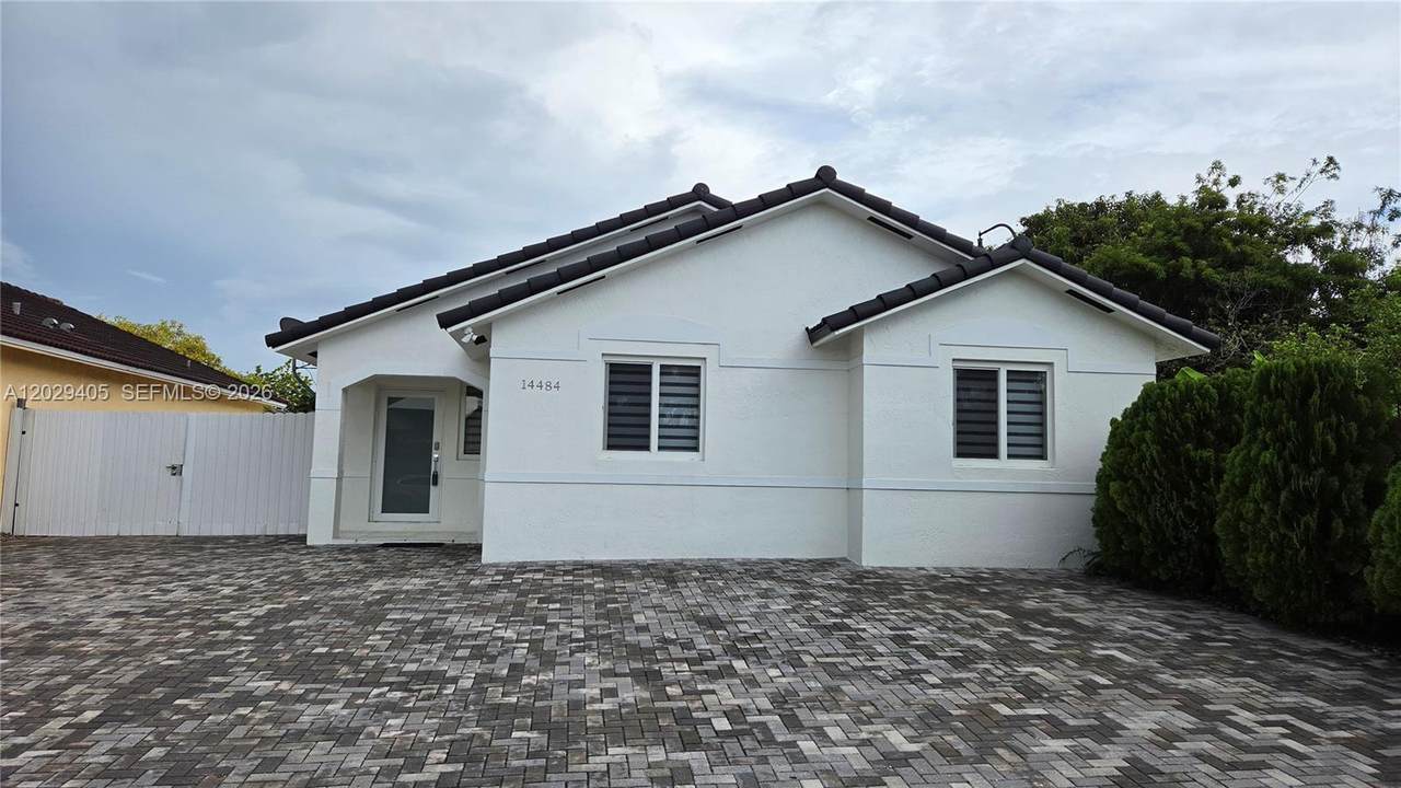 14484 179th Ln - Photo 1