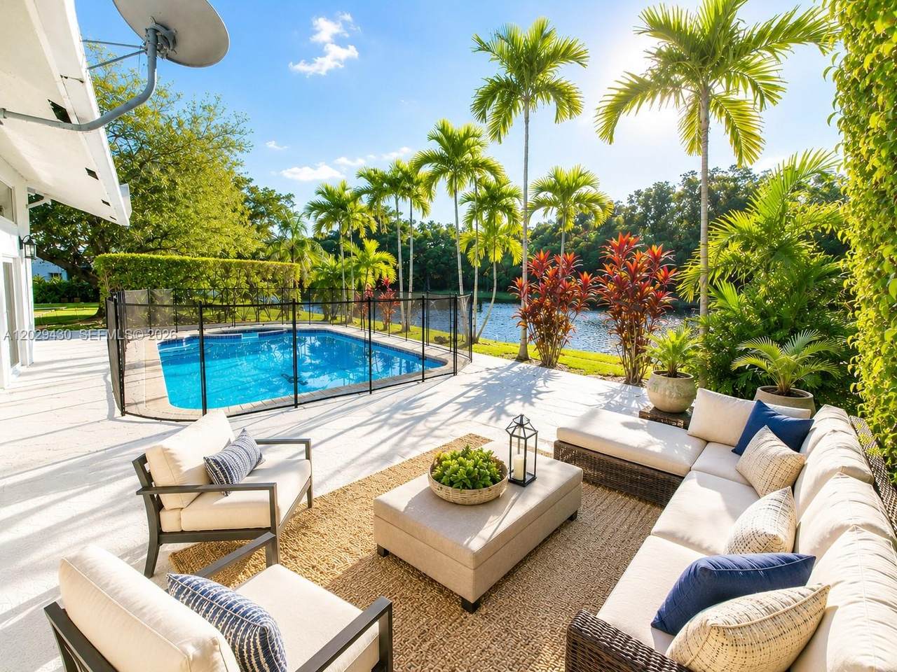 https://bt-photos.global.ssl.fastly.net/miami/orig_boomver_1_A12029430-2.jpg