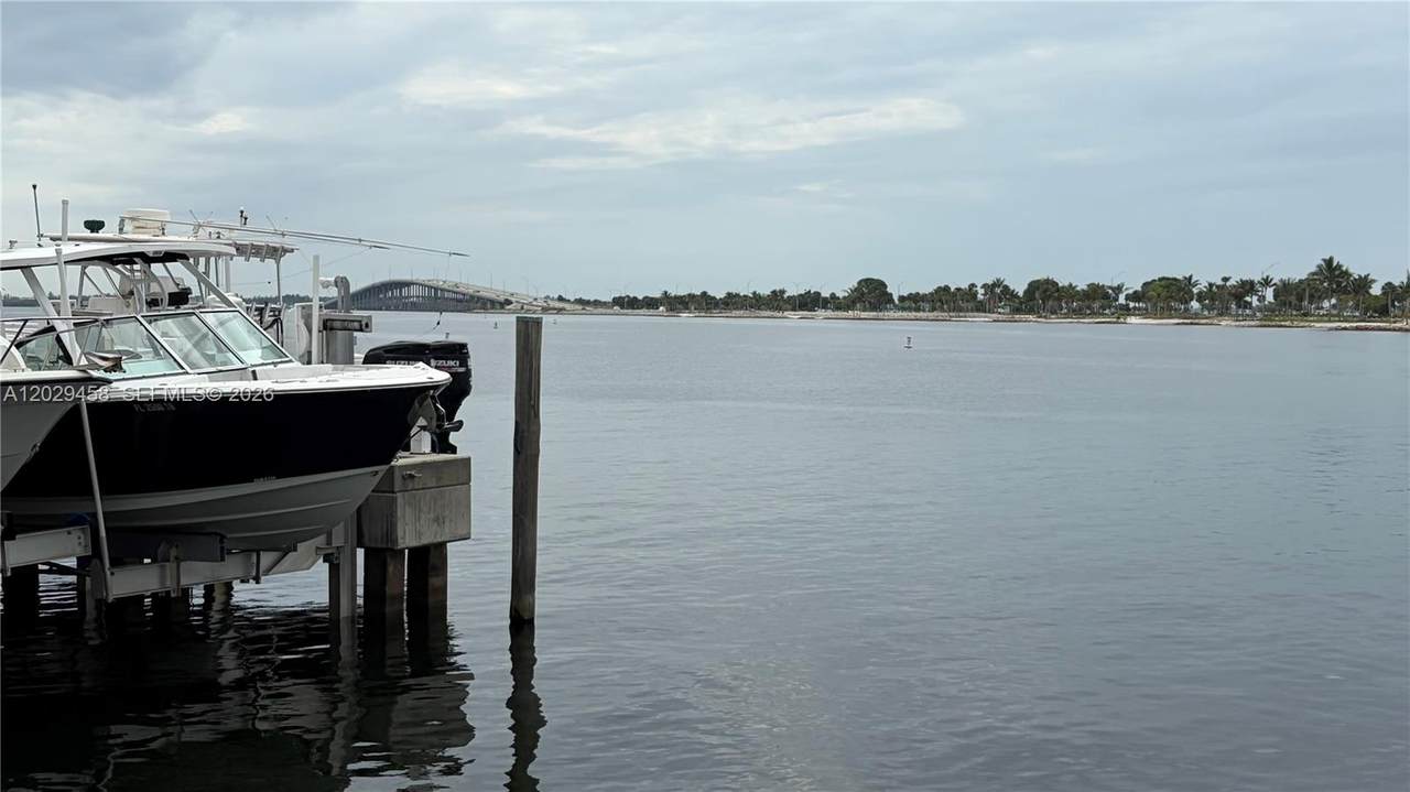https://bt-photos.global.ssl.fastly.net/miami/1280_boomver_1_A12029458-2.jpg