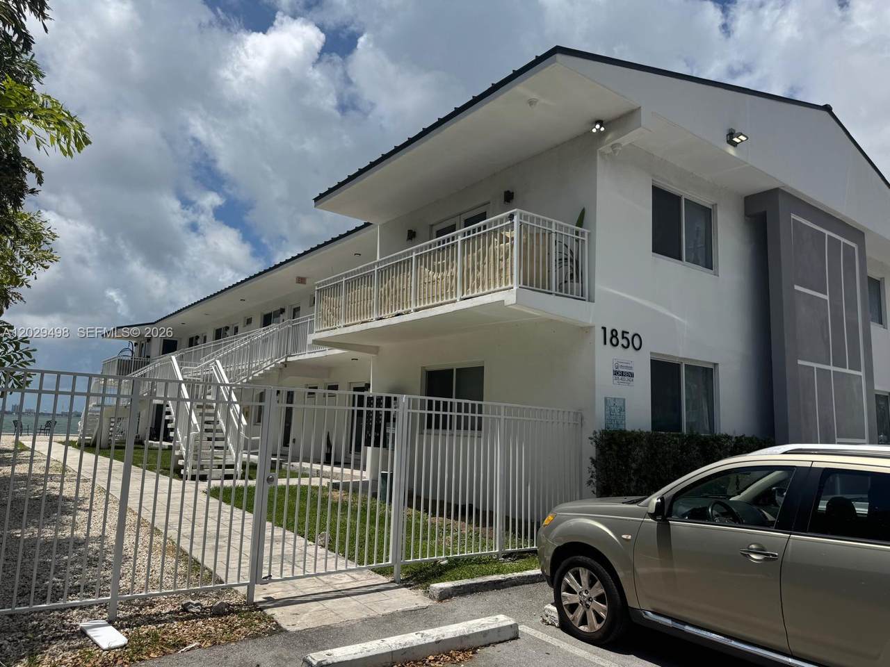 https://bt-photos.global.ssl.fastly.net/miami/1280_boomver_1_A12029498-2.jpg