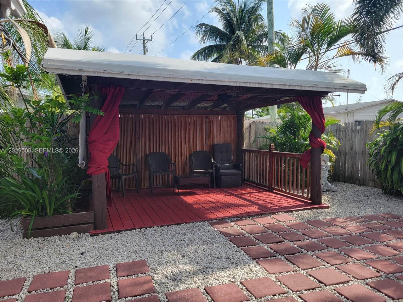 https://bt-photos.global.ssl.fastly.net/miami/1280_boomver_1_A12029508-2.jpg