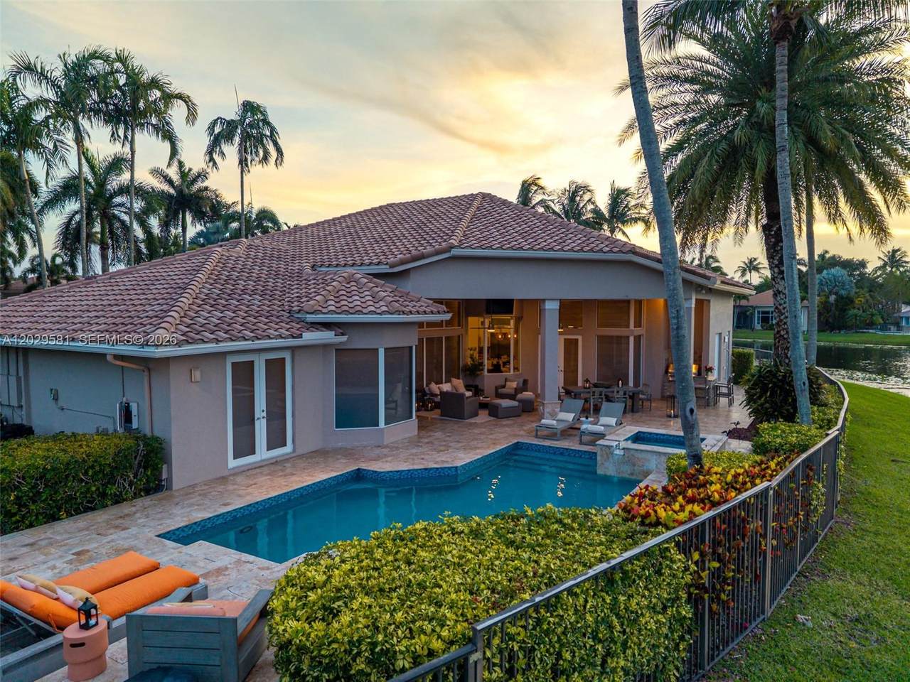 https://bt-photos.global.ssl.fastly.net/miami/1280_boomver_1_A12029581-2.jpg