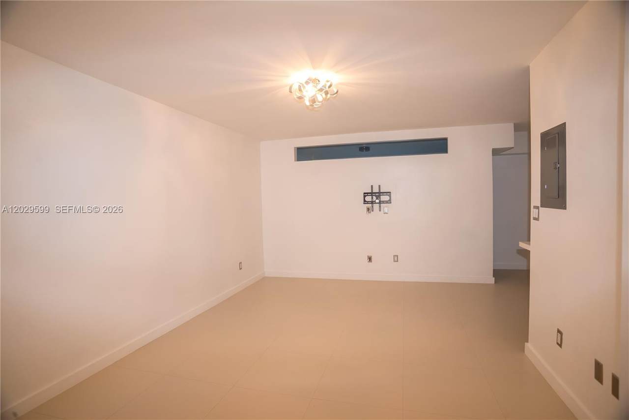 https://bt-photos.global.ssl.fastly.net/miami/1280_boomver_1_A12029599-2.jpg