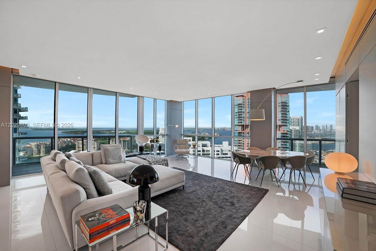 50 Pointe Dr - Photo 1