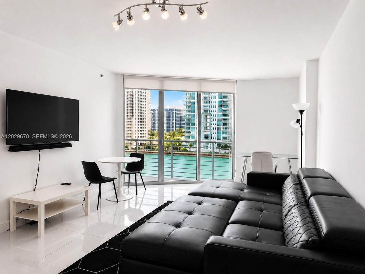 https://bt-photos.global.ssl.fastly.net/miami/1280_boomver_1_A12029678-2.jpg
