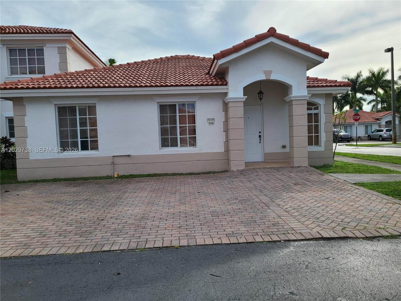 7309 173rd Dr - Photo 1