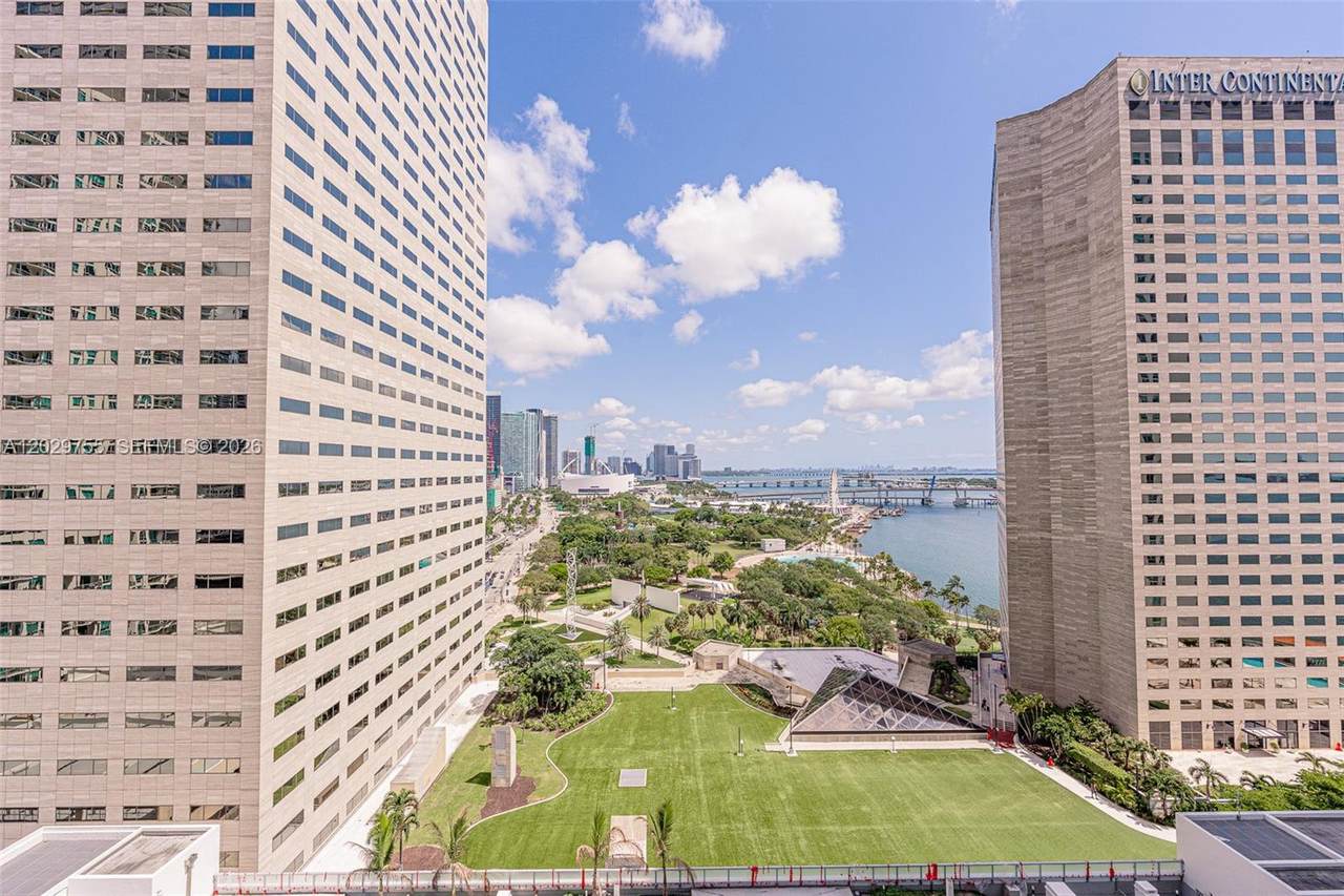 325 Biscayne Blvd - Photo 1