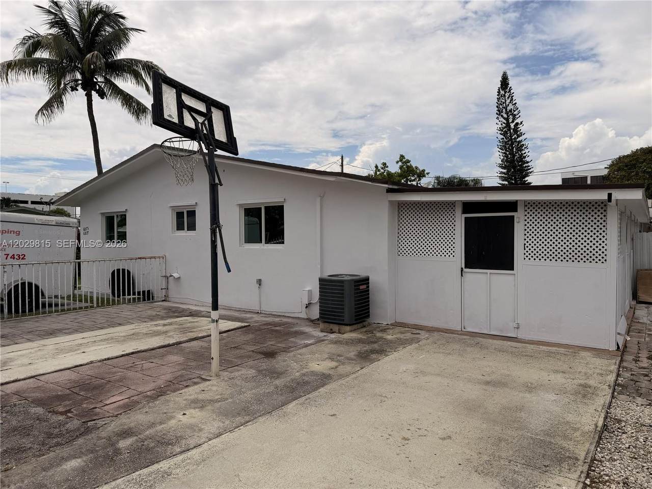 https://bt-photos.global.ssl.fastly.net/miami/1280_boomver_1_A12029815-2.jpg