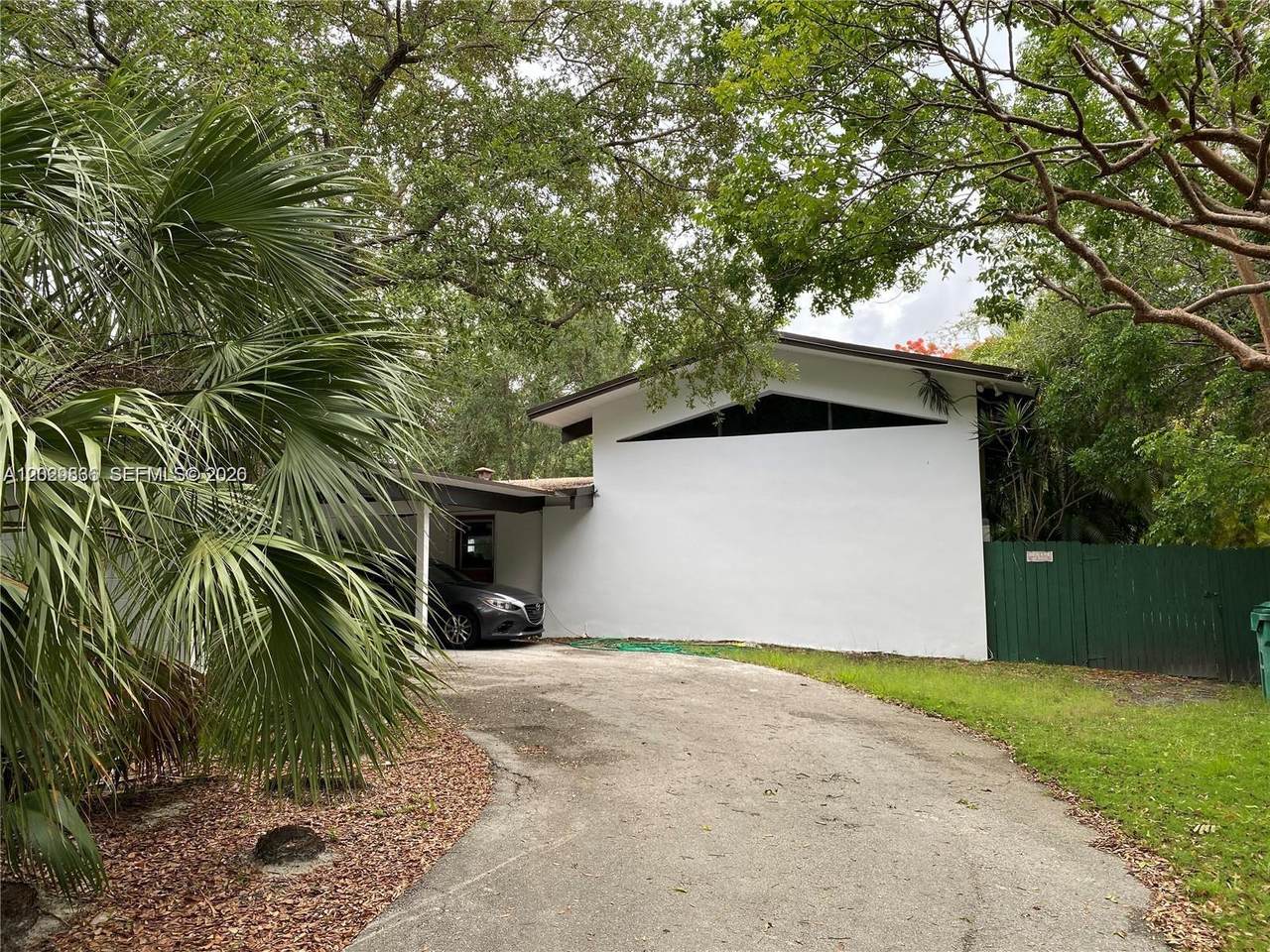 https://bt-photos.global.ssl.fastly.net/miami/1280_boomver_1_A12029836-2.jpg